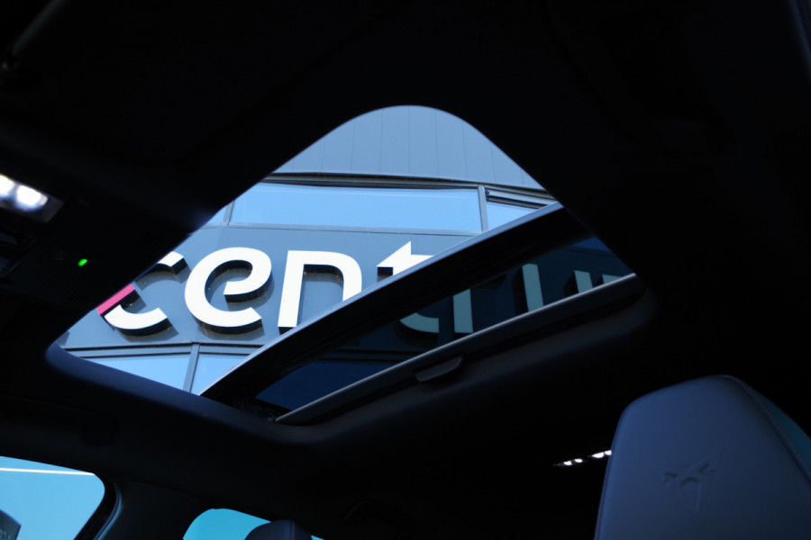 CUPRA Leon 1.4 e-Hybrid VZ 245 PK Copper Edition, Panoramadak, Leder, Stuur Startknop, Memory, 19" LM