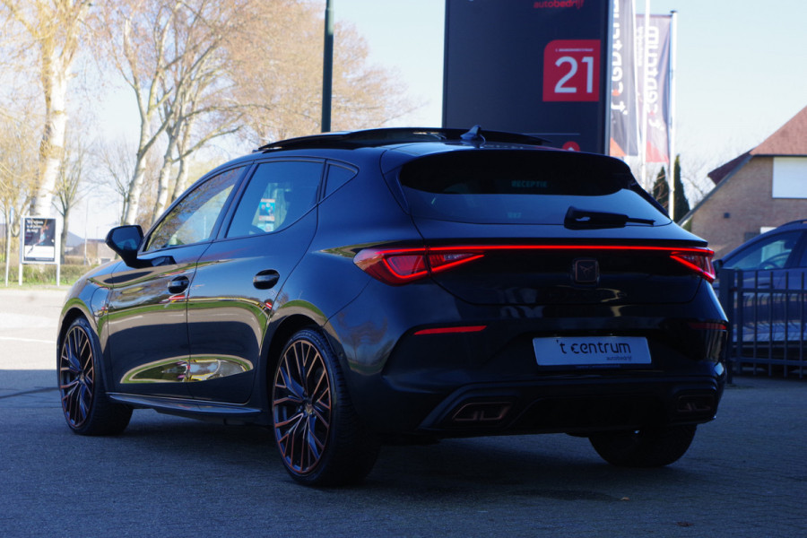 CUPRA Leon 1.4 e-Hybrid VZ 245 PK Copper Edition, Panoramadak, Leder, Stuur Startknop, Memory, 19" LM