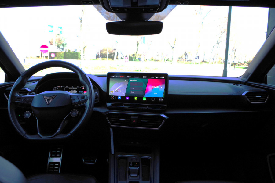 CUPRA Leon 1.4 e-Hybrid VZ 245 PK Copper Edition, Panoramadak, Leder, Stuur Startknop, Memory, 19" LM