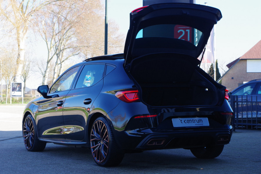 CUPRA Leon 1.4 e-Hybrid VZ 245 PK Copper Edition, Panoramadak, Leder, Stuur Startknop, Memory, 19" LM