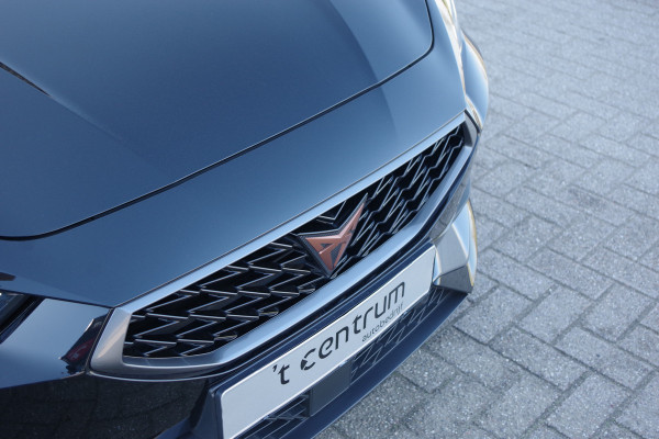CUPRA Leon 1.4 e-Hybrid VZ 245 PK Copper Edition, Panoramadak, Leder, Stuur Startknop, Memory, 19" LM