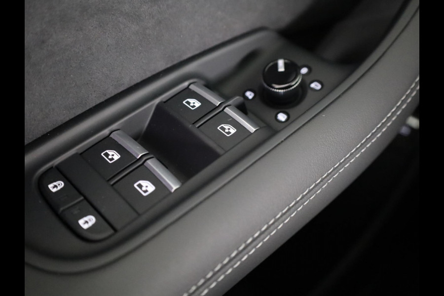 Audi Q7 Pro Line S 55 TFSI e 394 pk | Bang & Olufsen Premium 3D | Glazen panoramadak | Vierwielbesturing | Stoelventilatie/massage |