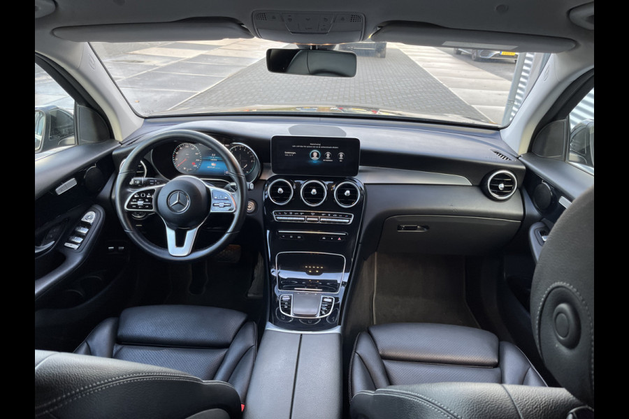 Mercedes-Benz GLC 300e 4MATIC Business Solution