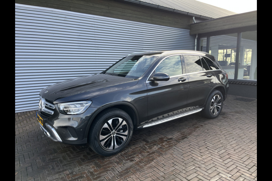 Mercedes-Benz GLC 300e 4MATIC Business Solution