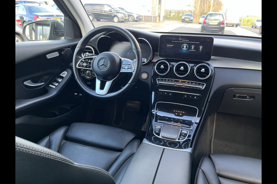 Mercedes-Benz GLC 300e 4MATIC Business Solution