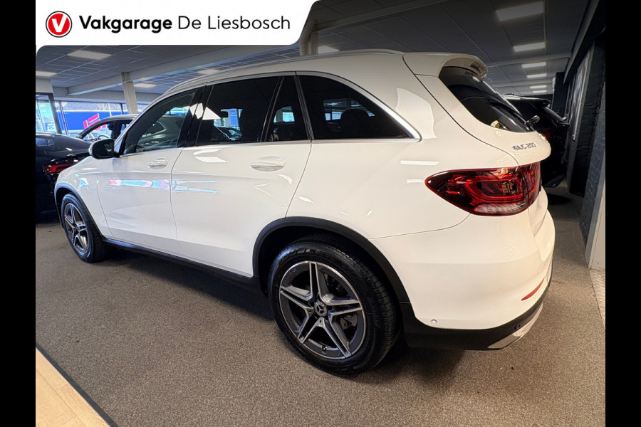 Mercedes-Benz GLC 200 4MATIC Premium Plus / AMG / pano / navi / camera / sfeer verlichting