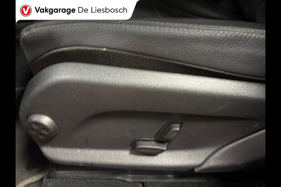 Mercedes-Benz GLC 200 4MATIC Premium Plus / AMG / pano / navi / camera / sfeer verlichting