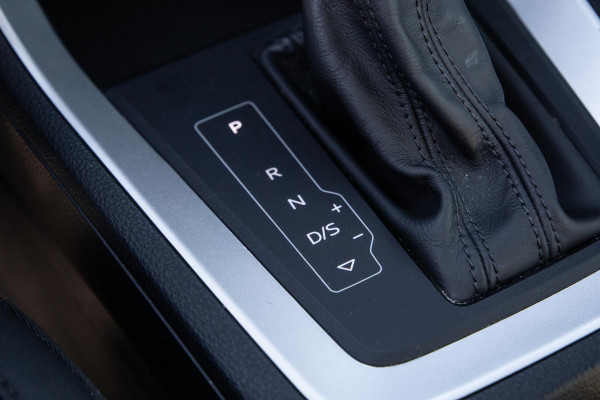 Audi Q3 45 TFSI e edition AUTOMAAT / PLUG IN HYBRID / STOELVERWARMING / LEER / VIRTUAL COCKPIT / CRUISE CONTROLE / DEALER ONDERHOUDEN