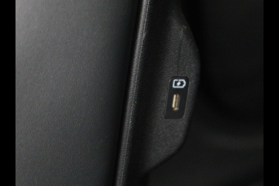 Kia Ev6 Plus Advanced 77.4 kWh | SOH 100% | Panoramadak | Trekhaak | Stoelventilatie | Leder | Meridian Surround | Warmtepomp | Achterbankverwarming | Adaptive cruise | Vehicle-to-load | Carplay | Camera