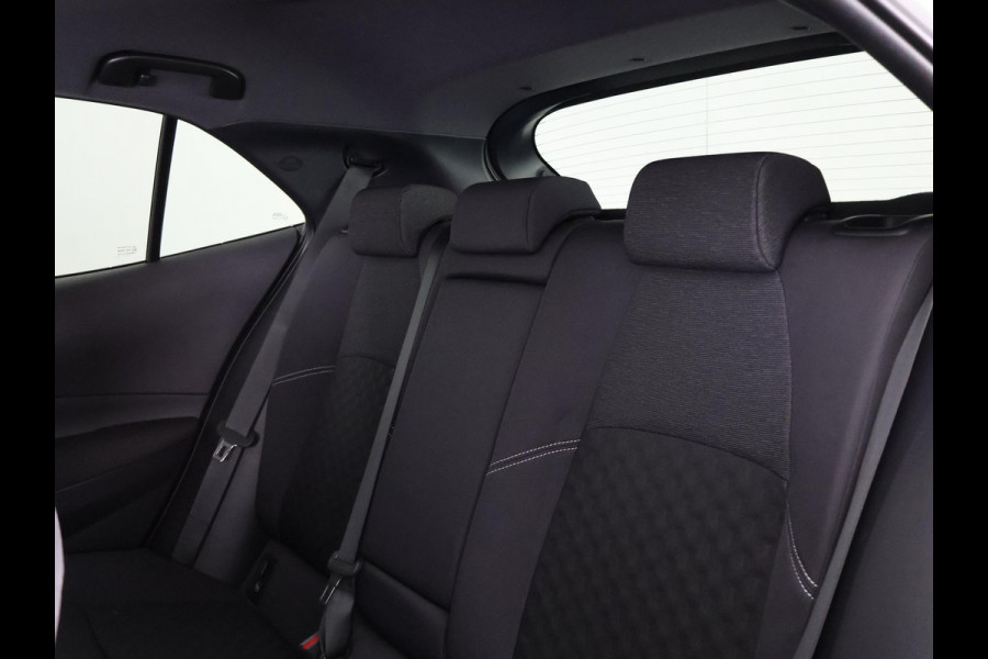 Toyota Corolla Hybrid 140 Business Sport | Stuur-& Stoelverwarming | Navigatie | Adapt.Cruise control |