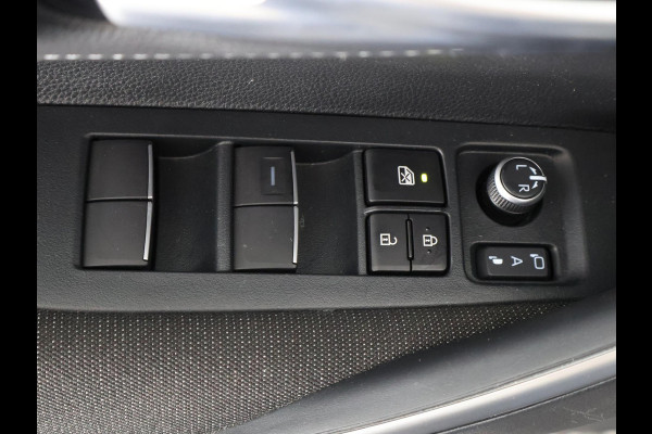 Toyota Corolla Hybrid 140 Business Sport | Stuur-& Stoelverwarming | Navigatie | Adapt.Cruise control |