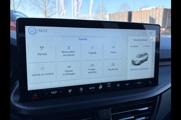 Ford Kuga 2.5 PHEV ST-Line | Orig. NL Auto | Nieuw model! |  Wegklapbare trekhaak (elektrisch bedienbaar) | Winter Pack