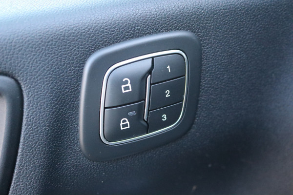 Ford Kuga 2.5 PHEV Vignale Trekhaak/Open-dak/Memory-stoel/Keyfree/Winter-pack