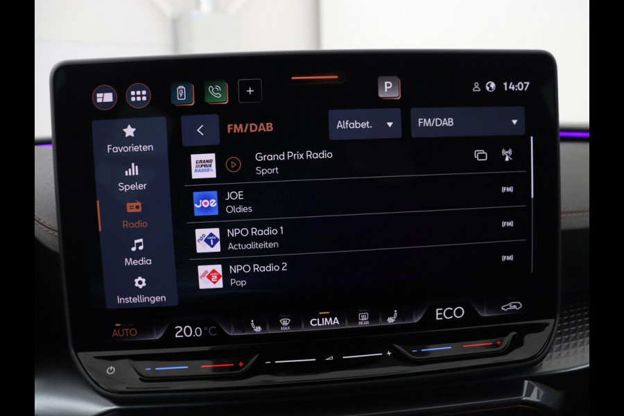 CUPRA Leon 1.5 e-Hybrid Business | Stoelverwarming | Adaptive cruise | Camera | Carplay | Memory | Half leder | Navigatie | Keyless | Sportstoelen | Full LED | Sfeerverlichting | PHEV | Plug In