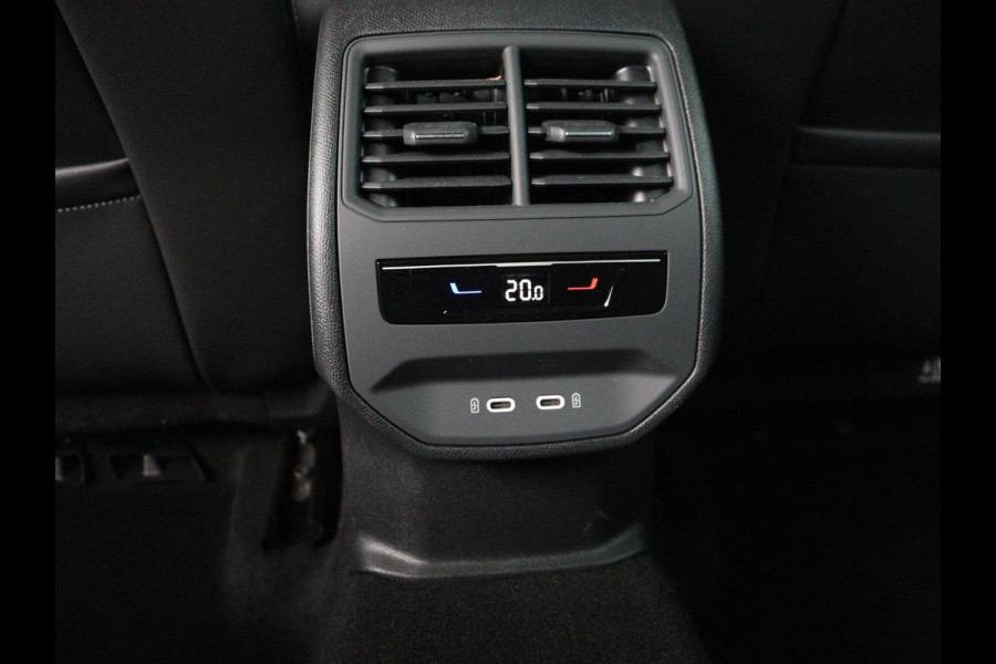 CUPRA Leon 1.5 e-Hybrid Business | Stoelverwarming | Adaptive cruise | Camera | Carplay | Memory | Half leder | Navigatie | Keyless | Sportstoelen | Full LED | Sfeerverlichting | PHEV | Plug In