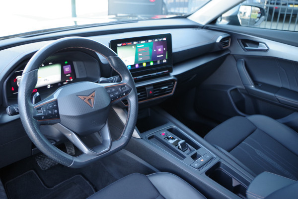 CUPRA Formentor 1.4 e-Hybrid 204 PK Adrenaline PHEV, 19" LM, Carplay, Winterpakket, Adap. Cruise Control