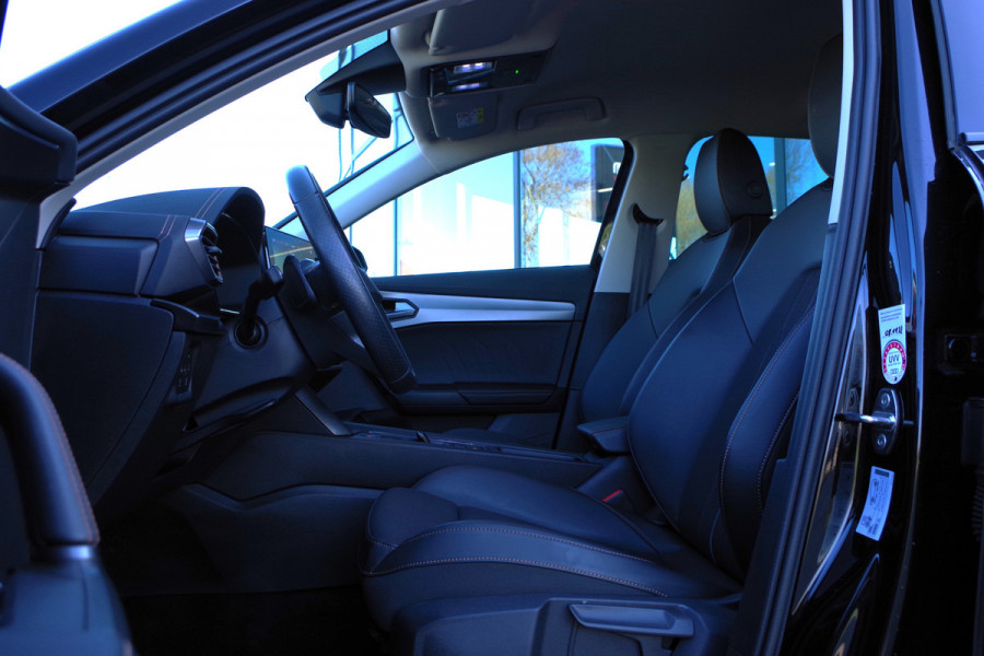 CUPRA Formentor 1.4 e-Hybrid 204 PK Adrenaline PHEV, 19" LM, Carplay, Winterpakket, Adap. Cruise Control