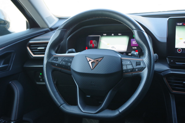 CUPRA Formentor 1.4 e-Hybrid 204 PK Adrenaline PHEV, 19" LM, Carplay, Winterpakket, Adap. Cruise Control