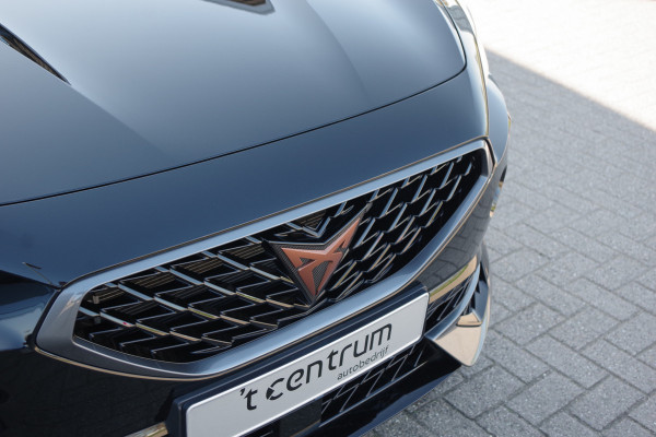 CUPRA Formentor 1.4 e-Hybrid 204 PK Adrenaline PHEV, 19" LM, Carplay, Winterpakket, Adap. Cruise Control