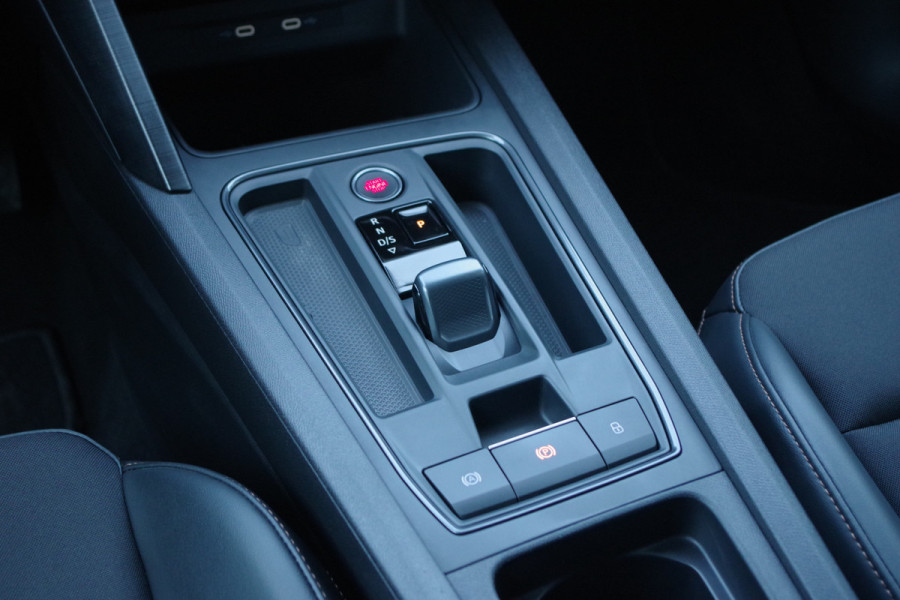 CUPRA Formentor 1.4 e-Hybrid 204 PK Adrenaline PHEV, 19" LM, Carplay, Winterpakket, Adap. Cruise Control