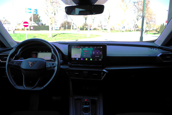 CUPRA Formentor 1.4 e-Hybrid 204 PK Adrenaline PHEV, 19" LM, Carplay, Winterpakket, Adap. Cruise Control