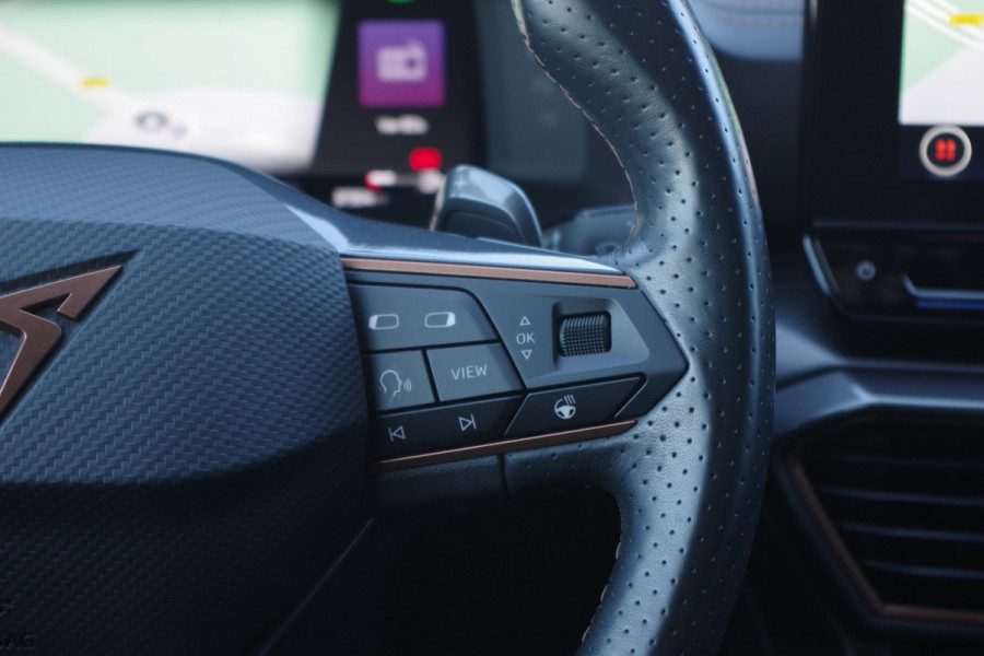 CUPRA Formentor 1.4 e-Hybrid 204 PK Adrenaline PHEV, 19" LM, Carplay, Winterpakket, Adap. Cruise Control