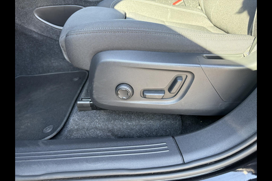 Volvo XC40 Recharge Pro 230pk | 96% SOH | Panoramadak | Stoel & Stuurverwarming | Harman Kardon Audio | 360 Camera |