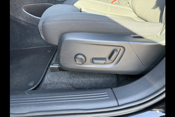 Volvo XC40 Recharge Pro 230pk | 96% SOH | Panoramadak | Stoel & Stuurverwarming | Harman Kardon Audio | 360 Camera |