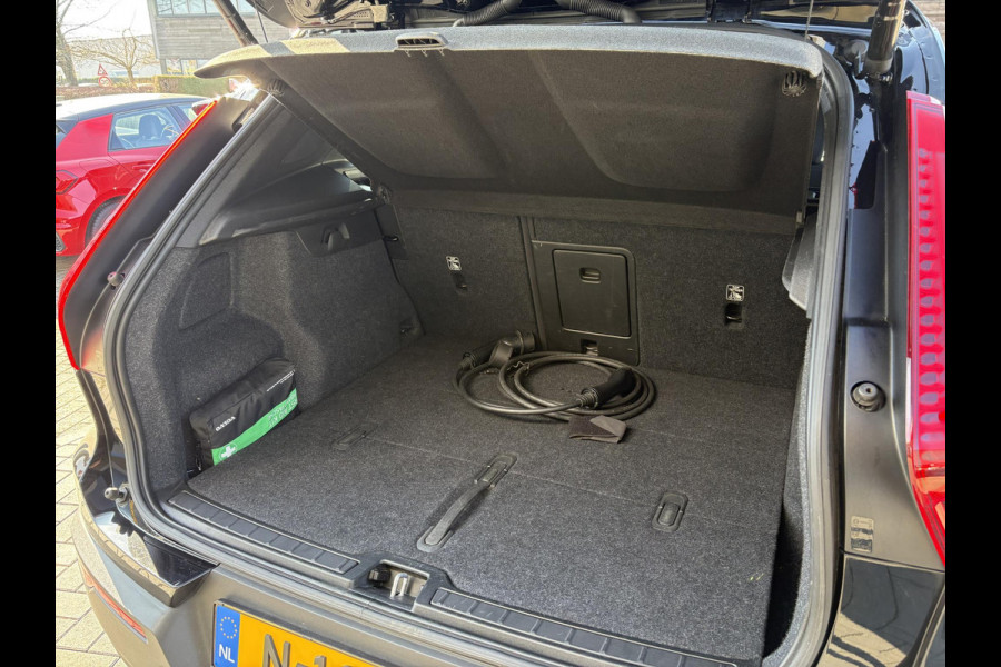 Volvo XC40 Recharge Pro 230pk | 96% SOH | Panoramadak | Stoel & Stuurverwarming | Harman Kardon Audio | 360 Camera |