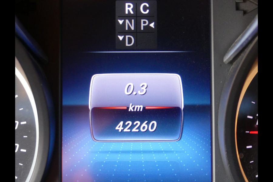 Mercedes-Benz V-Klasse 300d Extra Lang Dubbel Cabine Trekhaak/Sfeerverlichting