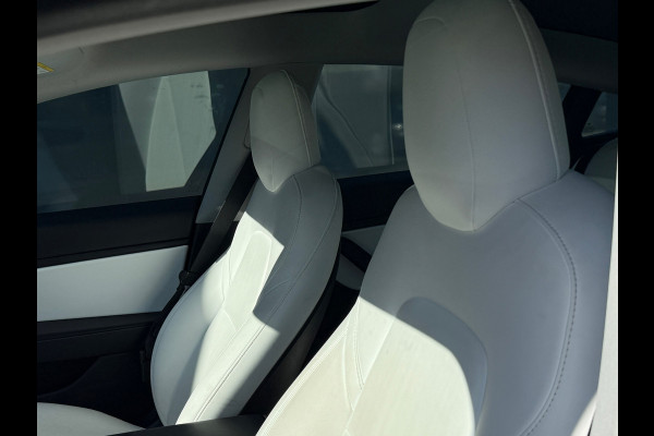 Tesla Model 3 Standard RWD Plus 60 kWh 93% SOH TREKHAAK AUTOPILOT