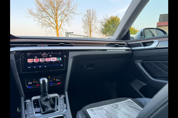 Volkswagen Arteon 1.4 TSI eHybrid Elegance STANDKACHEL / ERGOSTOELEN / CAMERA / TREKHAAK / 19INCH / ACC / STOELVERW. / NAVI