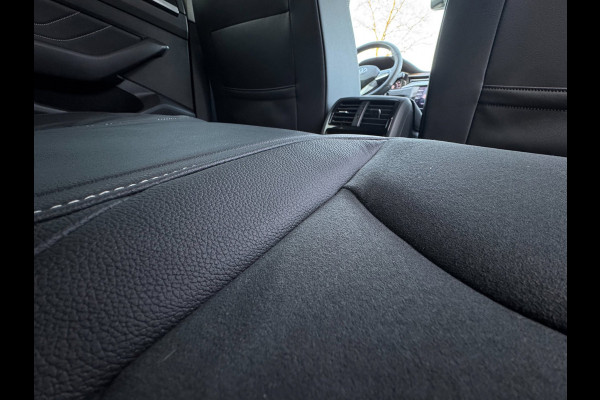 Volkswagen Arteon 1.4 TSI eHybrid Elegance STANDKACHEL / ERGOSTOELEN / CAMERA / TREKHAAK / 19INCH / ACC / STOELVERW. / NAVI