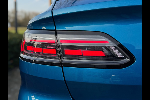 Volkswagen Arteon 1.4 TSI eHybrid Elegance STANDKACHEL / ERGOSTOELEN / CAMERA / TREKHAAK / 19INCH / ACC / STOELVERW. / NAVI