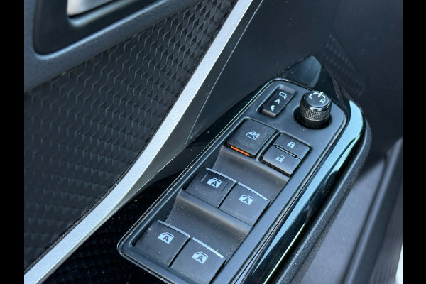 Toyota C-HR 1.8 Hybrid Dynamic Navi|Camera|Stoelv|ACC