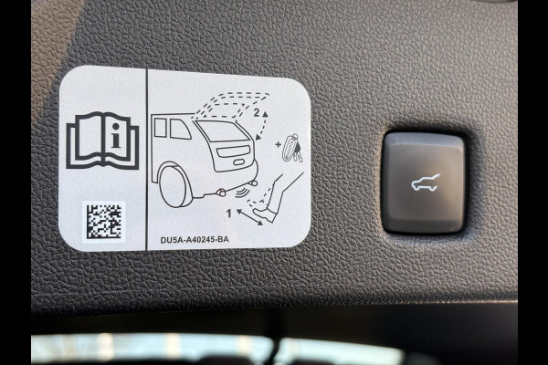 Ford Kuga 2.5 PHEV Titanium X | Winterpakket | BLIS | Elektrische achterklep | Trekhaak |