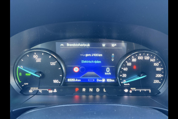 Ford Kuga 2.5 PHEV Titanium X | Winterpakket | BLIS | Elektrische achterklep | Trekhaak |