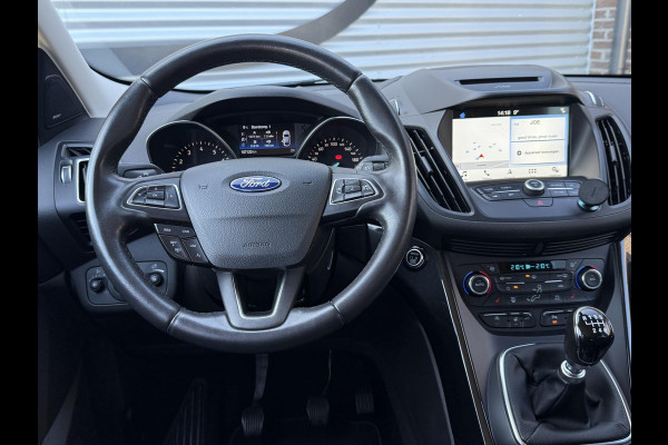 Ford Kuga 1.5 EcoBoost Titanium 1e Eigenaar|Navi|Camera|Trekhaak|PDC V+A|Stoelverwarming|Sony Sound System|Clima|Cruise|Nieuwe APK bij Aflevering