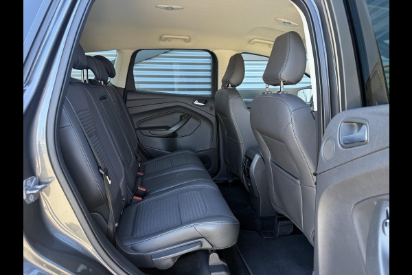 Ford Kuga 1.5 EcoBoost Titanium 1e Eigenaar|Navi|Camera|Trekhaak|PDC V+A|Stoelverwarming|Sony Sound System|Clima|Cruise|Nieuwe APK bij Aflevering