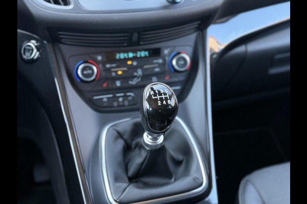 Ford Kuga 1.5 EcoBoost Titanium 1e Eigenaar|Navi|Camera|Trekhaak|PDC V+A|Stoelverwarming|Sony Sound System|Clima|Cruise|Nieuwe APK bij Aflevering