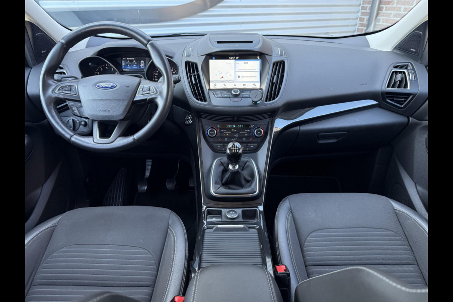 Ford Kuga 1.5 EcoBoost Titanium 1e Eigenaar|Navi|Camera|Trekhaak|PDC V+A|Stoelverwarming|Sony Sound System|Clima|Cruise|Nieuwe APK bij Aflevering