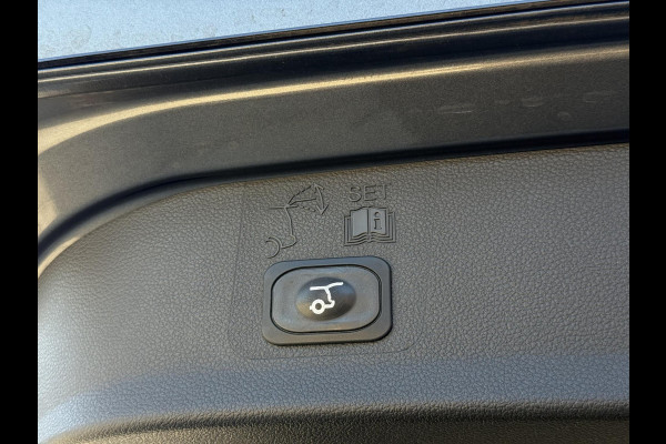 Ford Kuga 1.5 EcoBoost Titanium 1e Eigenaar|Navi|Camera|Trekhaak|PDC V+A|Stoelverwarming|Sony Sound System|Clima|Cruise|Nieuwe APK bij Aflevering