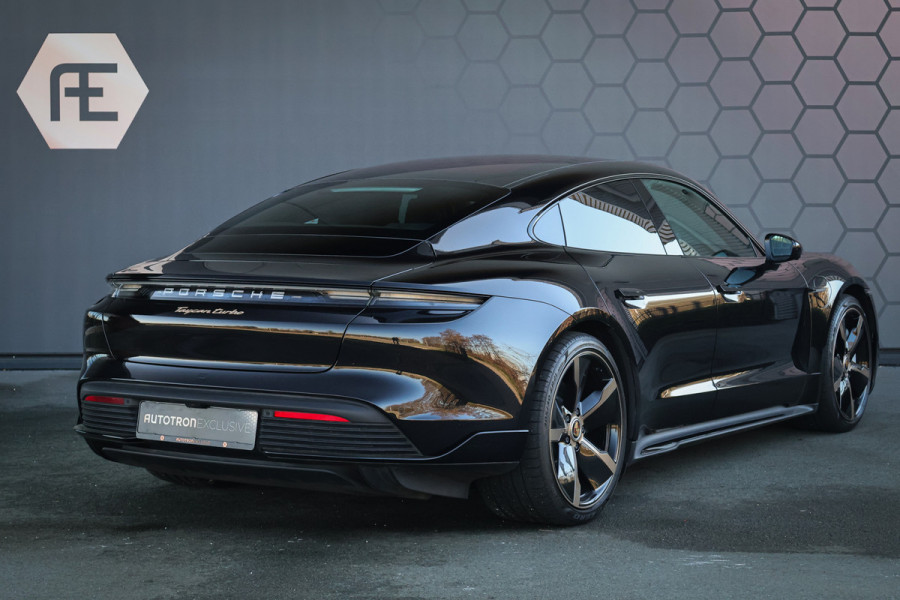 Porsche Taycan Turbo 93 kWh | PASSENGER DISPLAY | ADAPTIVE CRUISE | STOELVERWAMING & VERKOELING | 360 CAMERA | BOSE AUDIO |