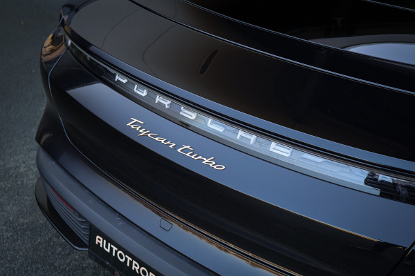 Porsche Taycan Turbo 93 kWh | PASSENGER DISPLAY | ADAPTIVE CRUISE | STOELVERWAMING & VERKOELING | 360 CAMERA | BOSE AUDIO |