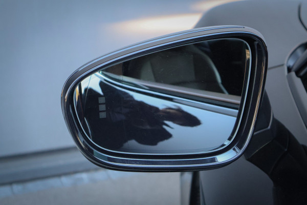 Porsche Taycan Turbo 93 kWh | PASSENGER DISPLAY | ADAPTIVE CRUISE | STOELVERWAMING & VERKOELING | 360 CAMERA | BOSE AUDIO |