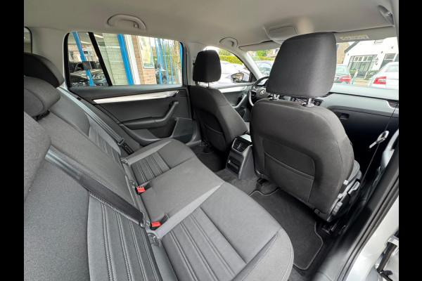 Škoda Octavia Combi 1.5 TSI Greentech Business AUT NAVI NAP!