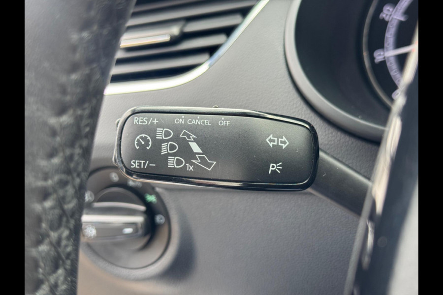 Škoda Octavia Combi 1.5 TSI Greentech Business AUT NAVI NAP!