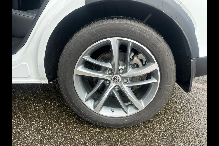 MG EHS 1.5 TGDI Luxury PHEV | MEGA COMPLEET! | TREKHAAK | COMPLETE HISTORIE AANWEZIG | FABRIEKSGARANTIE T/M 3-2030 | 52km WLTP ELECTR RIJBEREIK, TOTAAL RIJBEREIK TOT 1.000km!