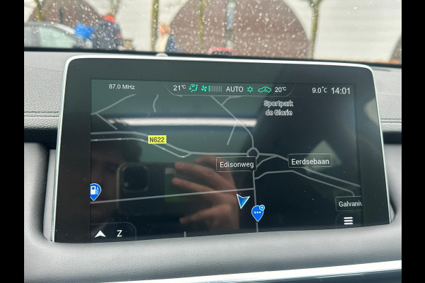 MG EHS 1.5 TGDI Luxury PHEV | MEGA COMPLEET! | TREKHAAK | COMPLETE HISTORIE AANWEZIG | FABRIEKSGARANTIE T/M 3-2030 | 52km WLTP ELECTR RIJBEREIK, TOTAAL RIJBEREIK TOT 1.000km!