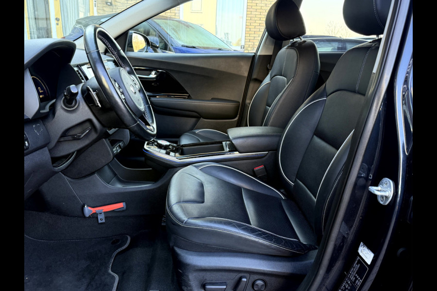 Kia e-Niro ExecutiveLine 64 kWh App Connect, Leer, Camera, Stoel/Stuur Verwarming